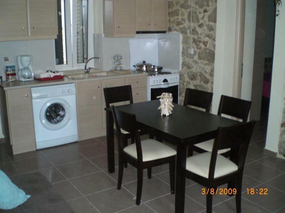 Sofia Apartments Paralia Irion Exterior photo